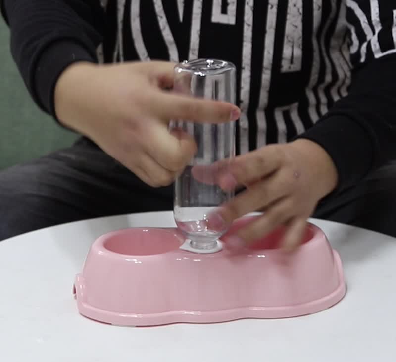 Thin Macron Ribbon Drinking Bottle Round Plastic Pet Double Bowl