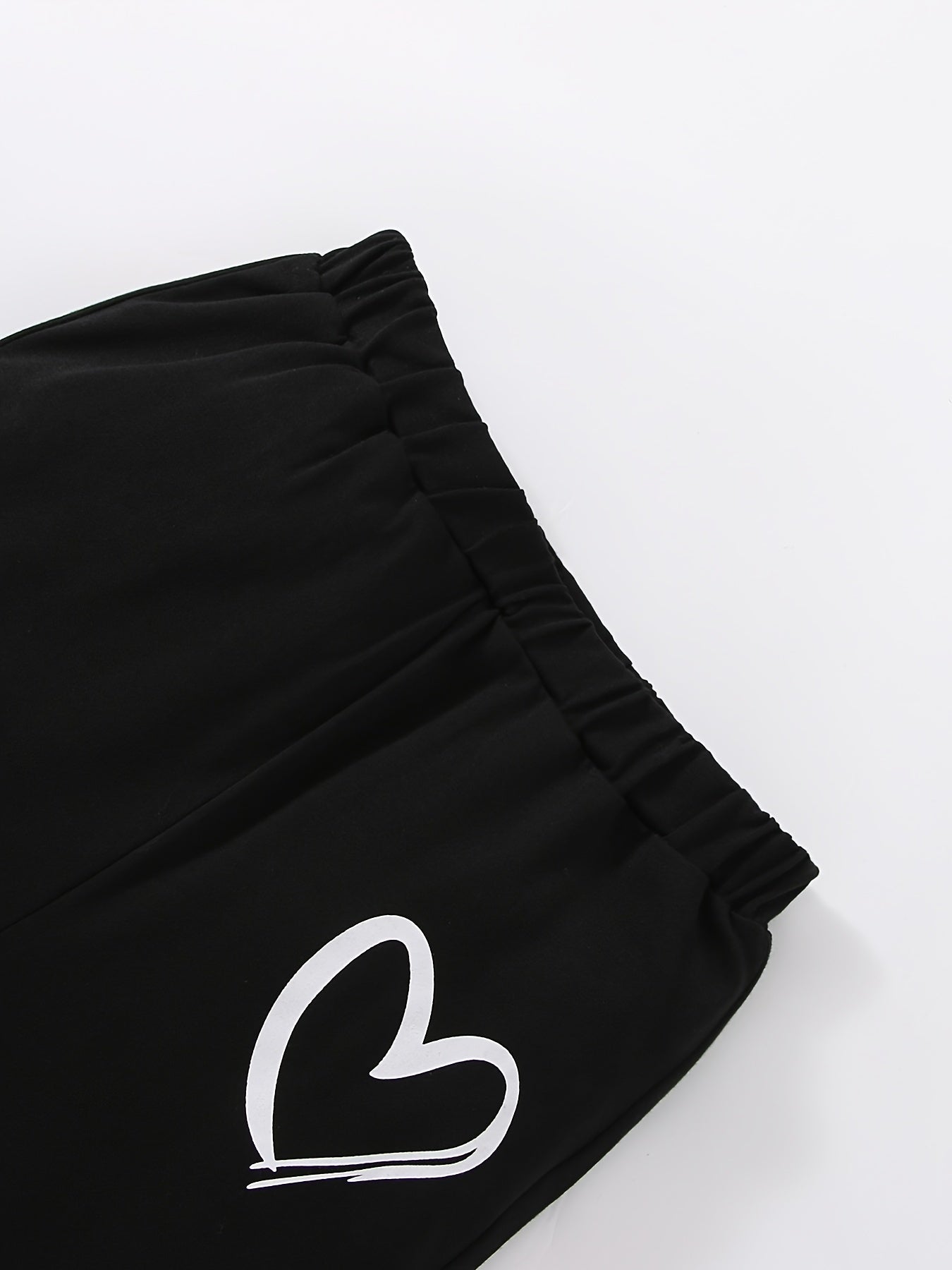 Girls' Fashion Set: Heart Print Round Neck Short Sleeve T-Shirt & Sweatpants 2pcs Casual Cotton Outfit, Perfect for Outdoor