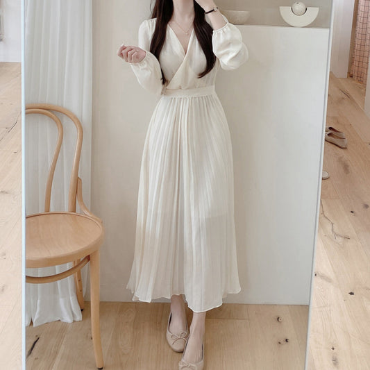 Mid Length Long Sleeve Pleated Dress