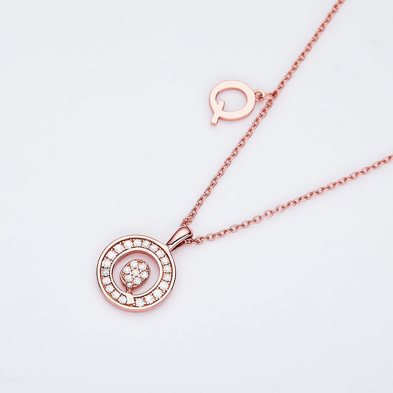 One Of The 26 Letters, Q, Set With Top-quality Moissanite, Luxurious And Fashionable Light Luxury Trend Jewelry, Silver Necklace Pendant S925 Silver Electroplated Rose Gold