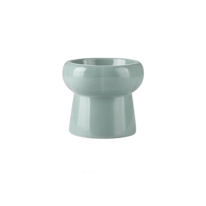 Ceramic cat bowl protects cervical spine high feet
