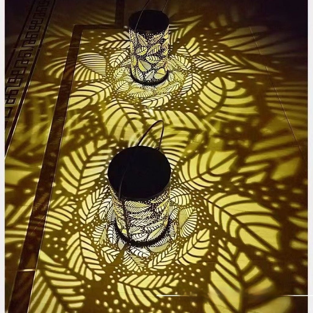 Cross-border Retro Solar Lantern Iron Hollow Storm Lantern Courtyard Decoration Desk Lamp Garden Projection