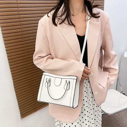 Women's Fashion Simple And Popular Portable Messenger Bag