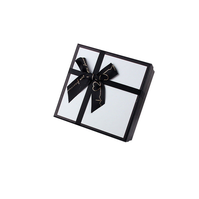Exquisite Black And White Bow Packaging Box Valentine's Day Gift Box