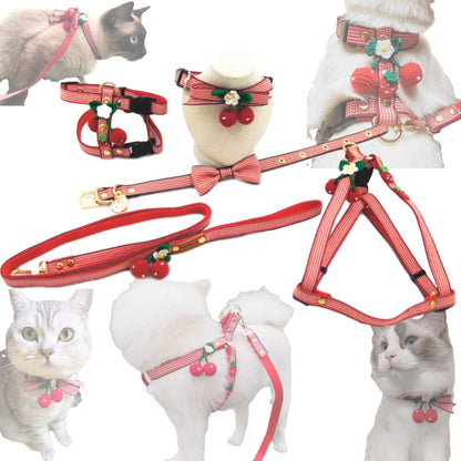 Knit strawberry pet traction set