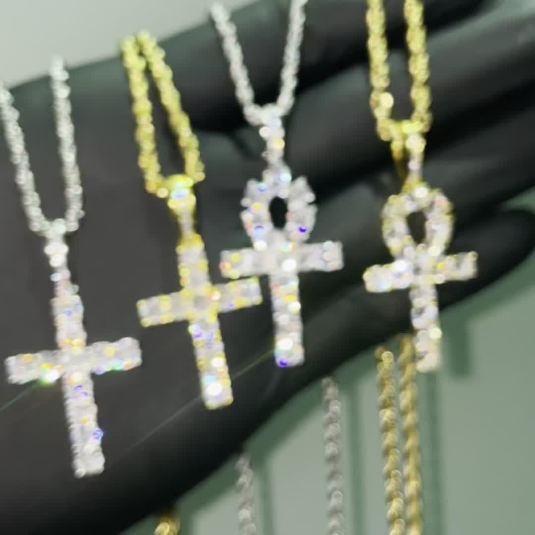 Hip-Hop-Kreuz-Anhänger aus Kupfer mit 4 mm Zirkonia, 14 Karat vergoldet