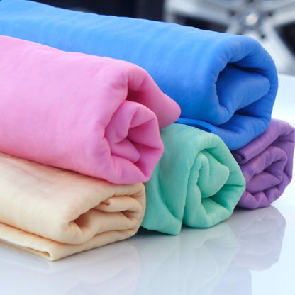 Deerskin Towel Car Wiping Towel Pet Deerskin Towel Quick-Drying Car Towel Medium Size Deerskin Towel with Bucket