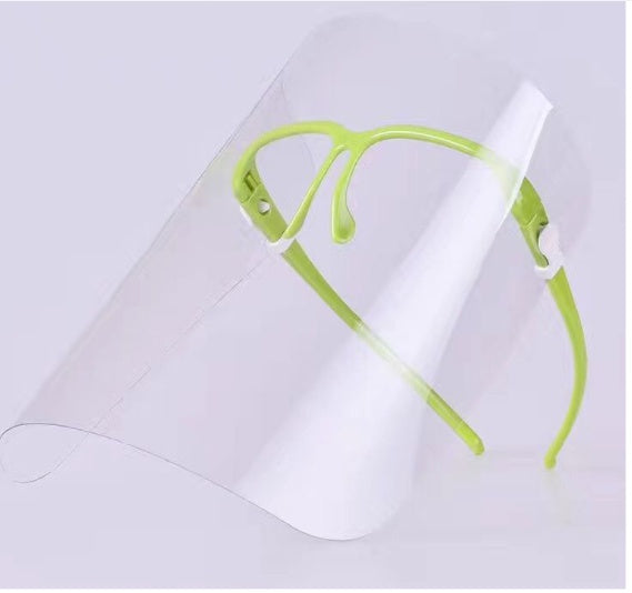 Anti-fog and anti-spray mask