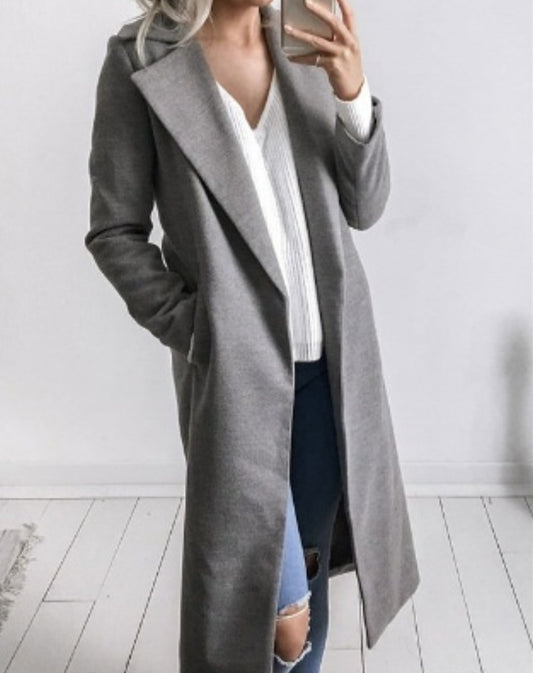 Mid-length woolen coat