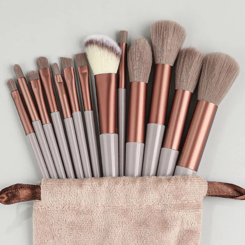 New 13PCS Makeup Brushes Set Super soft detail brush Blush Brush Foundation Concealer Contour Eyeshadow Brush Women Beauty Tools
