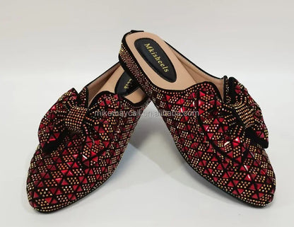 New Fashionable Trend Crystal Rhinestone Pointed Toe Low Heeled Slippers for Ladies and Women Luxury Wedding Sandals Shoes