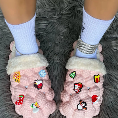 Factory Wholesale Winter Warm Massage Men Women Foam Runner Furry Plush Fashion Fur Slippers Bubble Slides With Fur and Charms