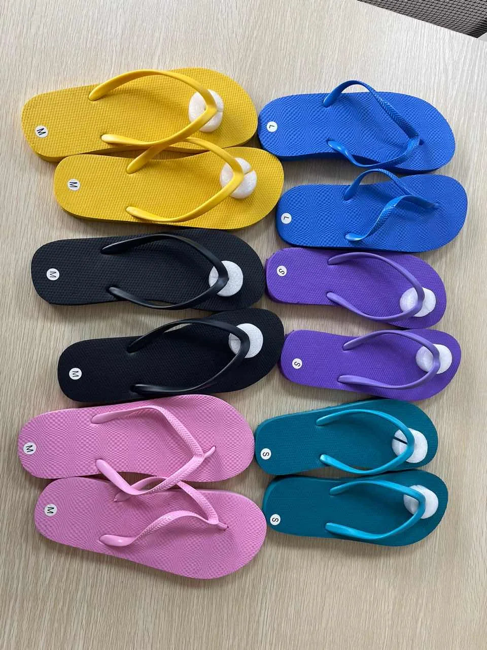 Wholesale Quality Summer Beach   Flip Flops  Fashion  Colorful Weeding Flip Flops