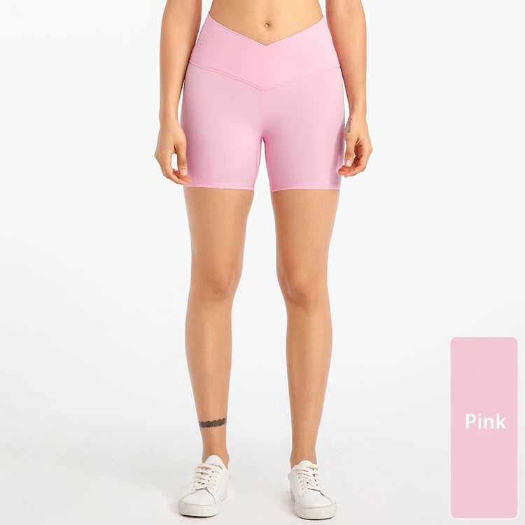 Xsunwing New Gymwear Clothing Fitness Workout Yoga Biker Shorts V Cut Waist Seamless Scrunch Butt Running Shorts Women WLQ2201