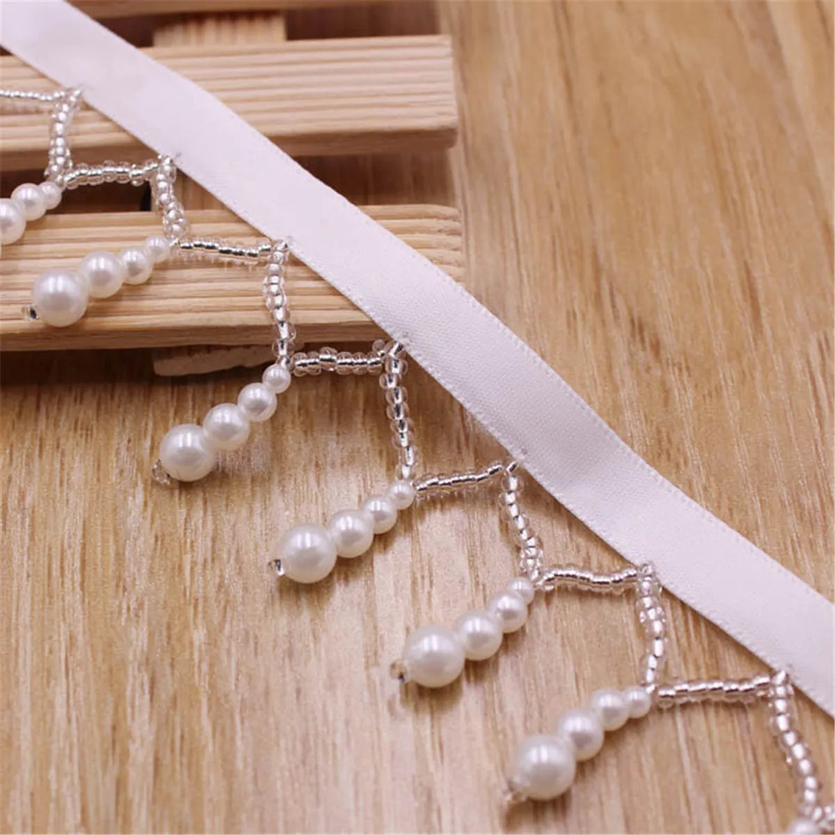 1 Yard Tassel Fringe Lace Pearl Beaded Edge Trim Ribbon Handmade Sewing DIY Craft Accessories