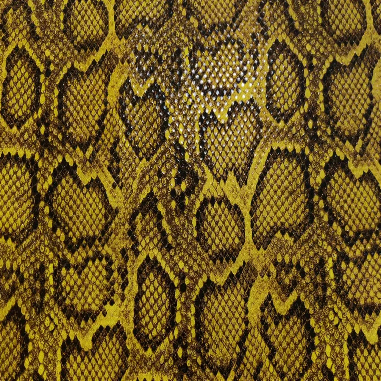 A-4109 PU Artificial Snake Skin Print Glossy Fabric Eco-Friendly Synthetic Leather for Bags Sofa Customization for Furniture