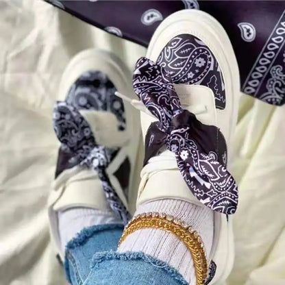 2021 Autumn Winter New Hot Sell Printed Women's Bandana Casual Shoes Woman Fashion Lace-up Flat Sports Women's Shoes