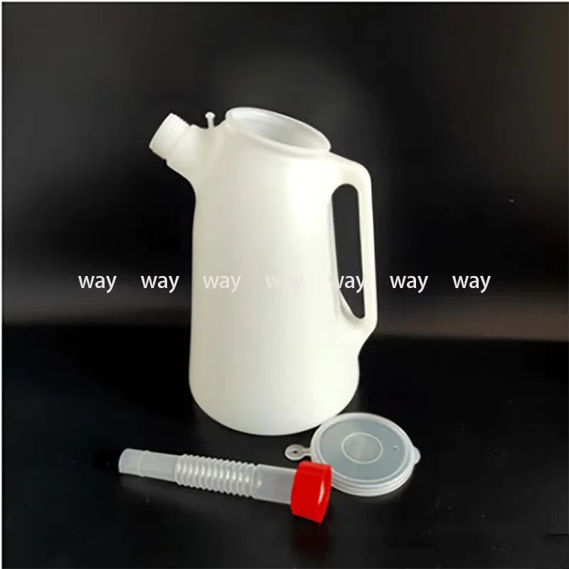 Universal 3L Flexible Spout Plastic Oiler Pot 1pc Garage Oil Fuel Measuring Jug for Car & Motorcycle Vehicle Tools Application