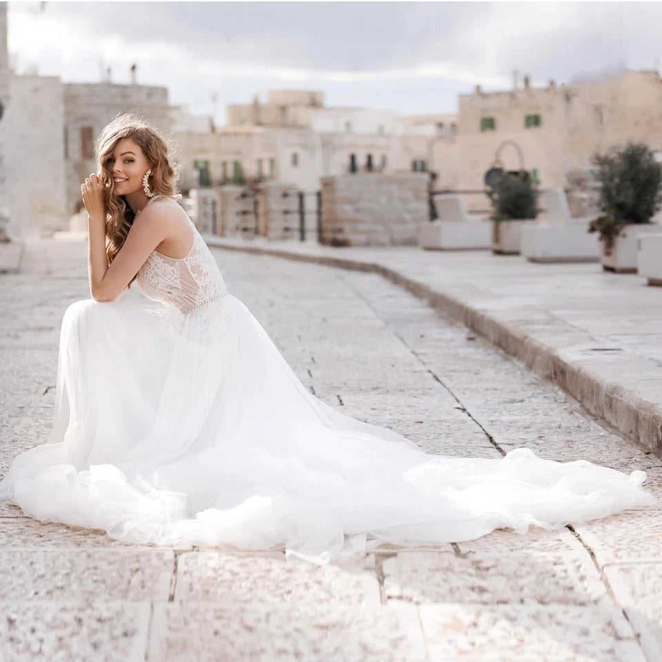 13128#Simple A-Line High Neck Beach Bohemian Elegant Lace Appliques Backless Tulle Illusion Sleeveless Wedding Dress Bridal Gown