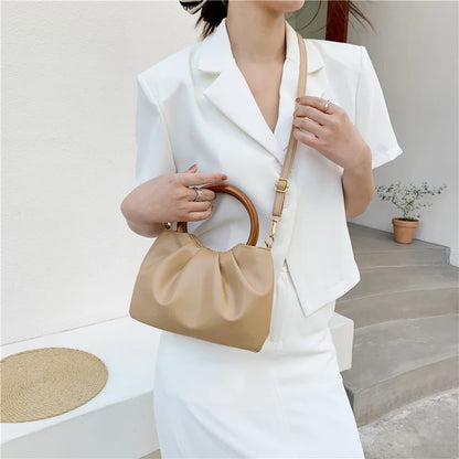 Strength Manufacturer Fashion New Style Wooden Handle Soft Pleated Women Handbag Mini Crossbody Bag Handmade