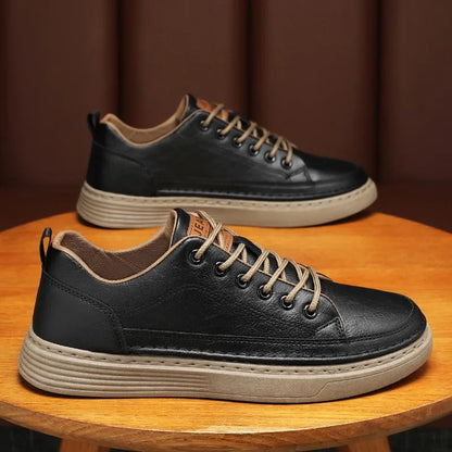 New Low-priced Sports Flat Bottomed Walking Shoes for Men's Leather Shoes, Men's Casual Board Sports Shoes