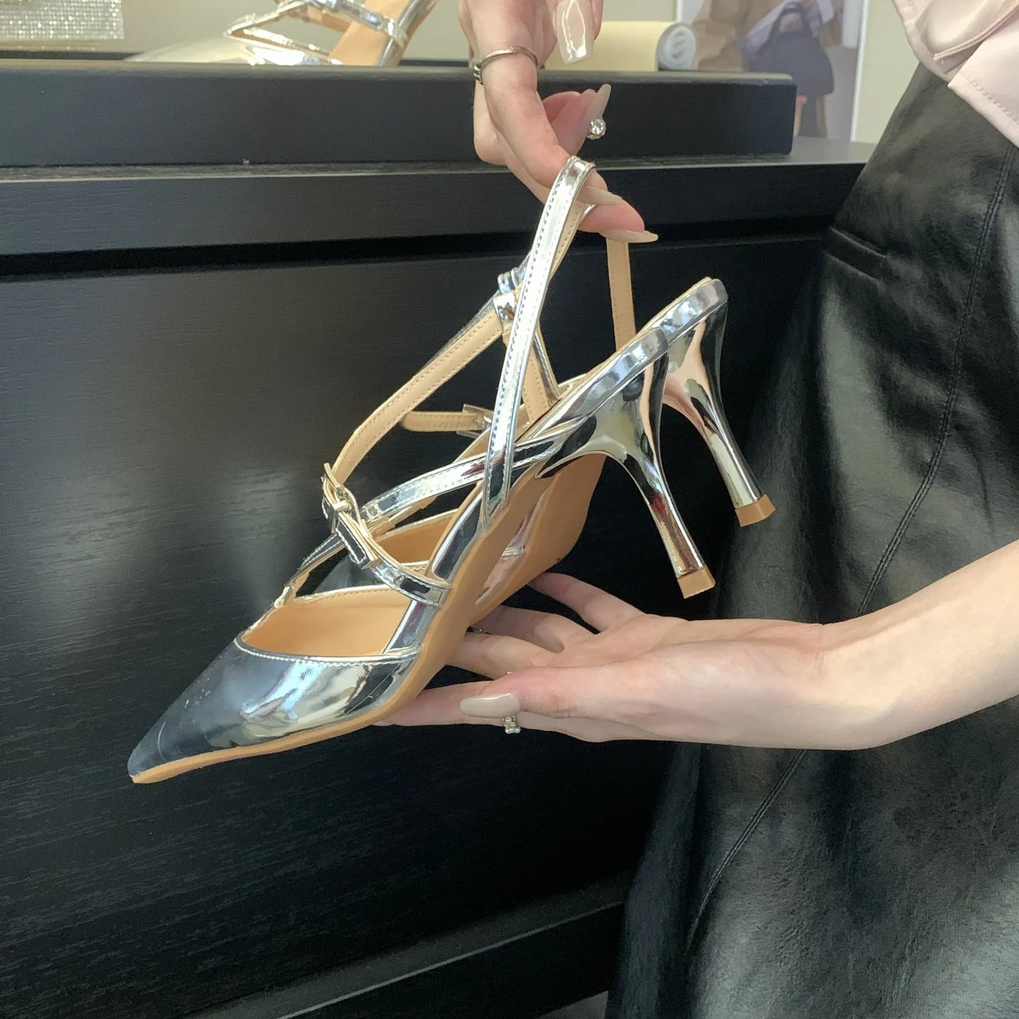 2025 Autumn Factory Stock Hot Selling Women's Single Shoes New Pointed Thin High Heels with Anti-Slip Straps for Summer Outdoors