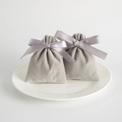 CSMD Chinese Manufacturers 7x9cm Ready to Ship Wholesale Ribbon Close Gray Velvet Material Phone Accessories Drawstring Dust Bag
