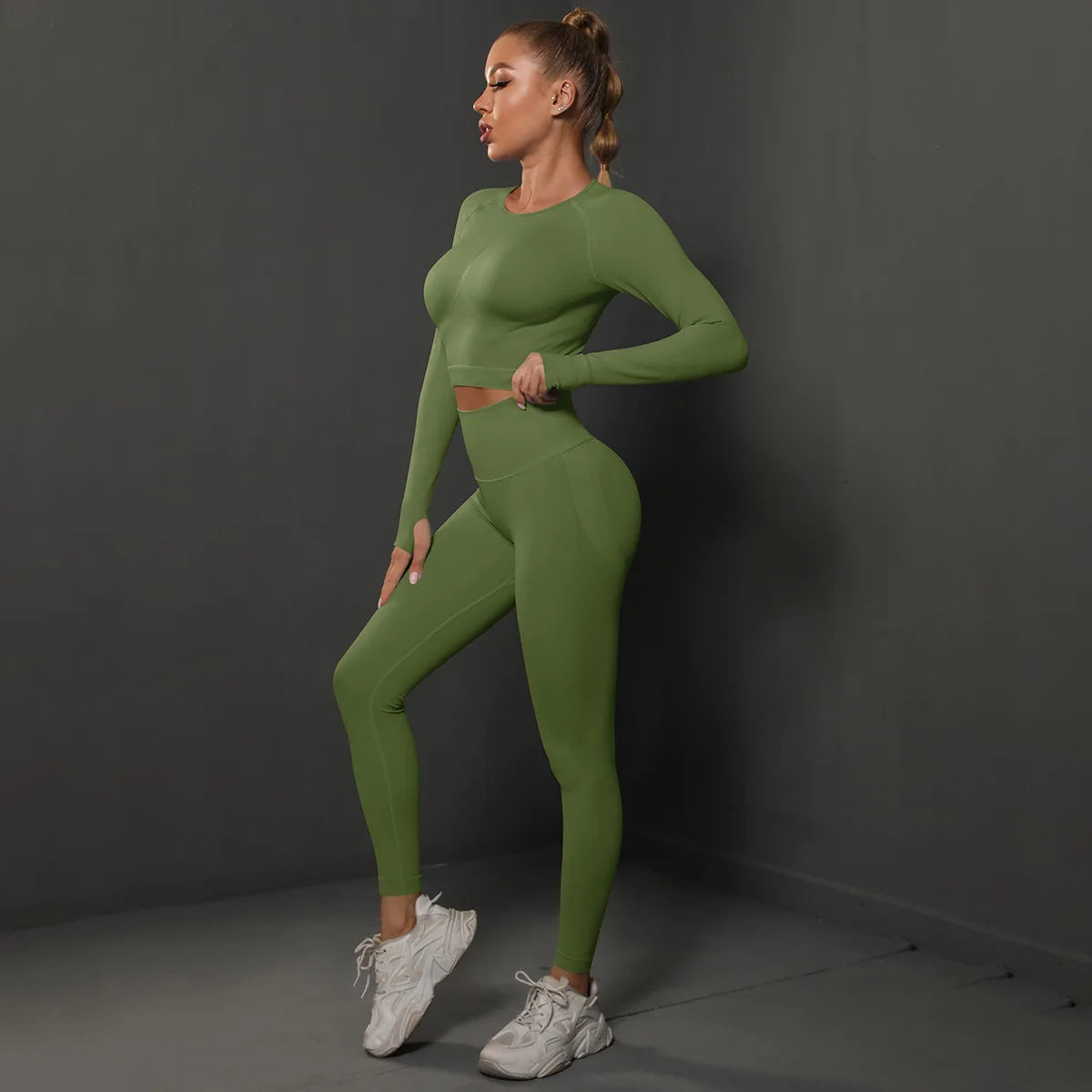 High Quality Women's Good Elasticity Two Piece Sports Suit Ladies Fitness Gym Wear Fashion Yoga Suit