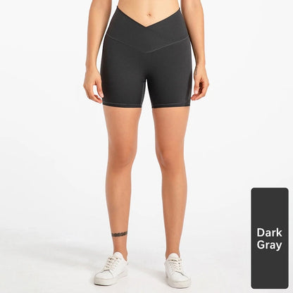 Xsunwing New Gymwear Clothing Fitness Workout Yoga Biker Shorts V Cut Waist Seamless Scrunch Butt Running Shorts Women WLQ2201