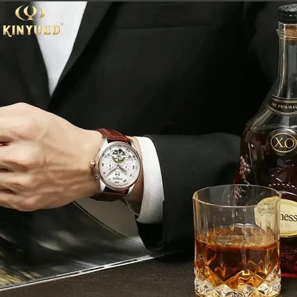 KINYYED J012 Herrenuhr, mechanische Armbanduhr mit Lederarmband, Automatikuhr für Freizeit und Business, Kalenderuhr für Herren, Reloj Hombre