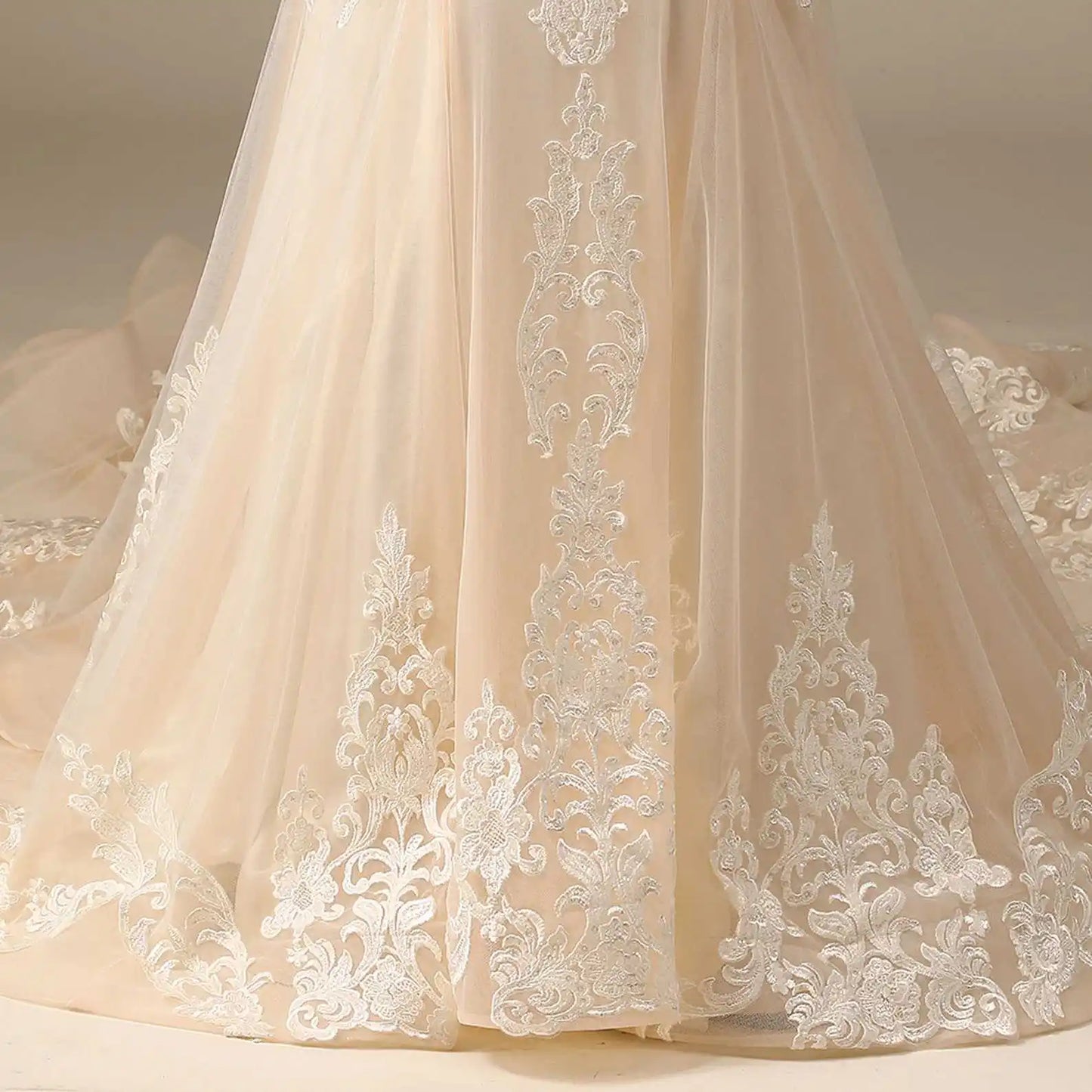 11988#Long Sleeves Sexy V-Neck Bohemian Backless Beach Mermaid Wedding Dress Sweep Train Lace Applique Wedding Dress Bridal Gown