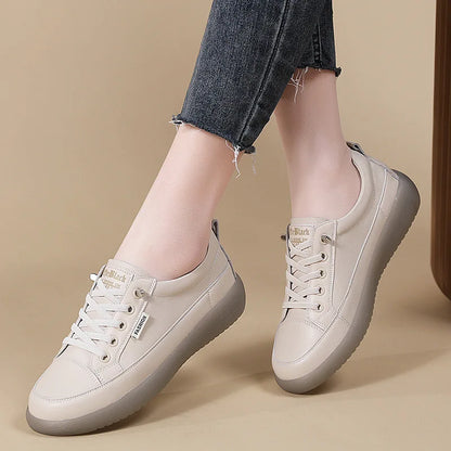 2026 Summer New Style Genuine Leather White for Women Flat Shoes That Are Not Tiring for Feet Lazy Shoes Fashionable Sneakers