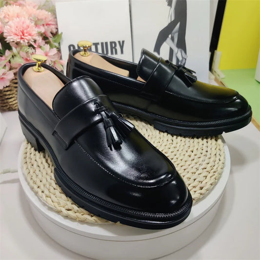 Classic Design Tassels Loafer Shoes Wholesale Durable Fashion Slip on Formal Business Wedding Dress Shoes for Men