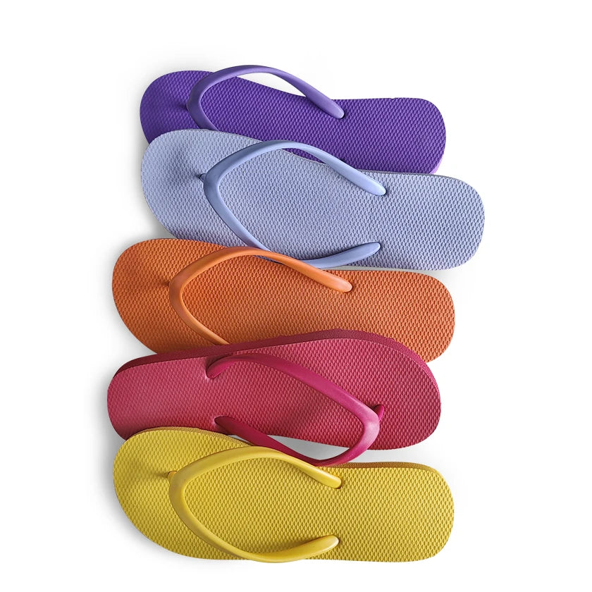 Ladies Mixed-Colour Non-Slip Waterproof Soft Rubber Flip-Flops Women's Beach Sandals for Spring Season