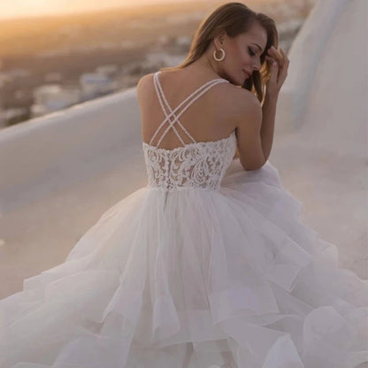 13832# Fashion A-Line Spaghetti Straps Wedding Dresses 2022 Boho Tiered Tulle Appliques Bridal Gown Lace V-Neck Button Train