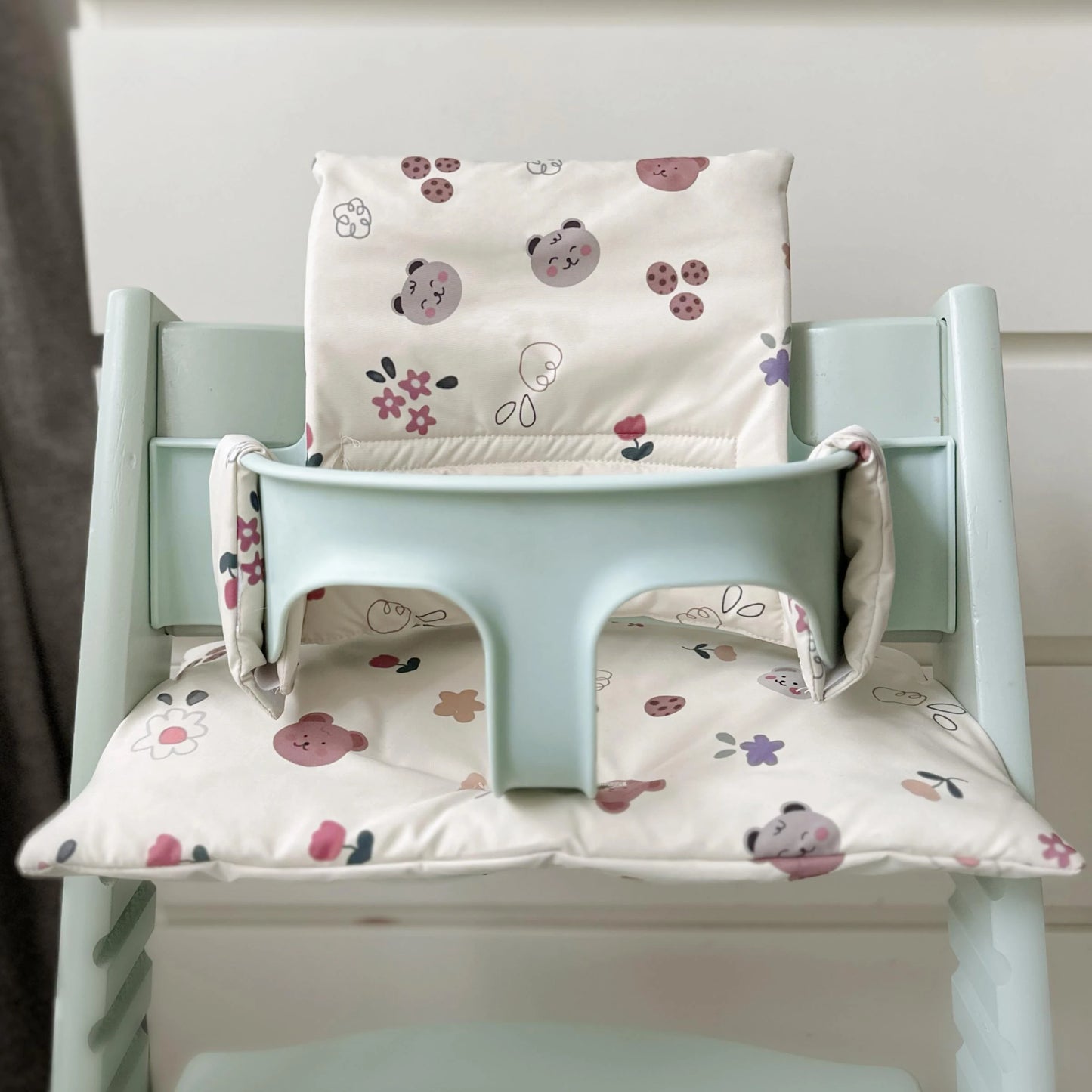 Trendy Anti-Slip Cartoon Chair Seat Cushion Baby Protective Newborn Accessories with Baby Back Cushion for Eating