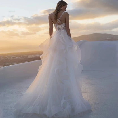 13832# Fashion A-Line Spaghetti Straps Wedding Dresses 2022 Boho Tiered Tulle Appliques Bridal Gown Lace V-Neck Button Train