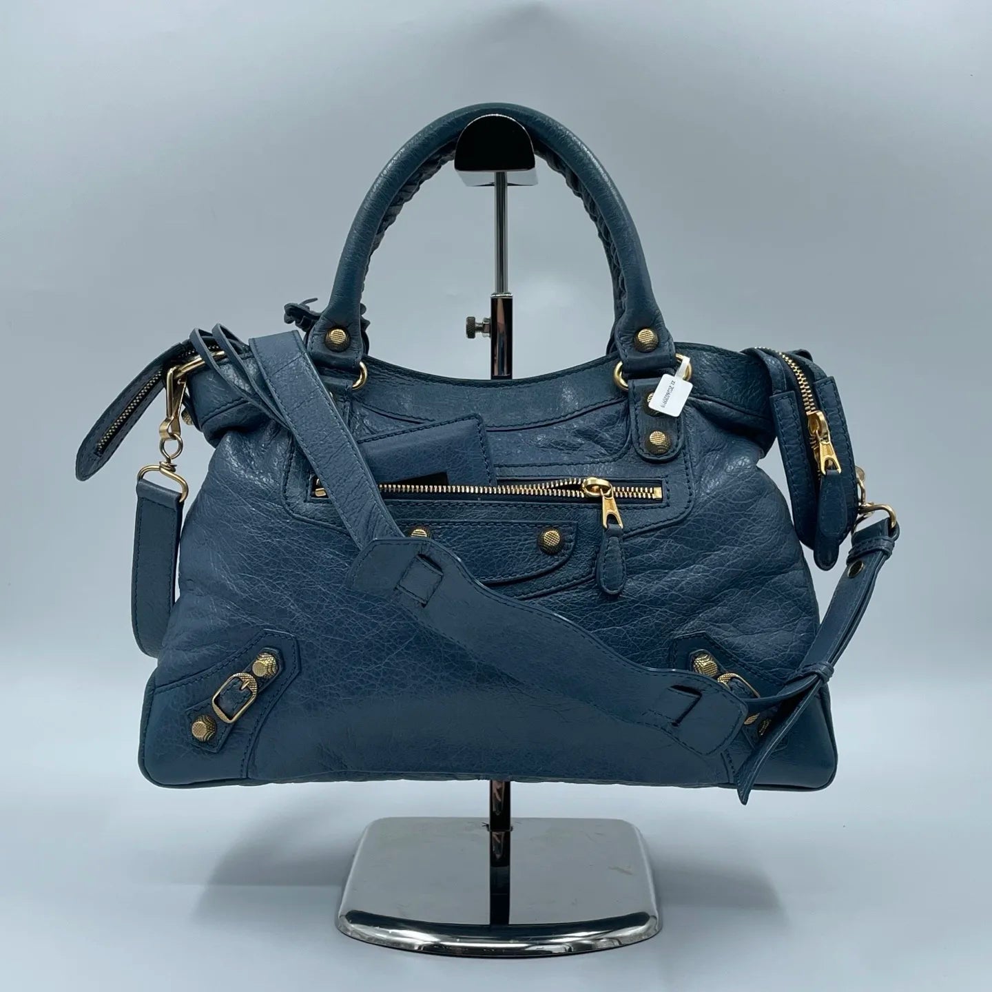 Wholesale Pre-owned Luxury Bags | Deep Blue Genuine Leather Handheld Bag | Trending Fashion Hot Item | Must-have for Women