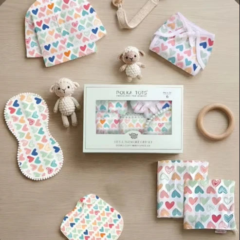Mulmul Muslin Cotton Newborn Baby Gift Set Heart Print Soft Breathable Essentials for Infants Baby Shower and Daily Use