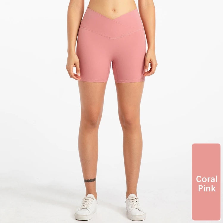 Xsunwing New Gymwear Clothing Fitness Workout Yoga Biker Shorts V Cut Waist Seamless Scrunch Butt Running Shorts Women WLQ2201