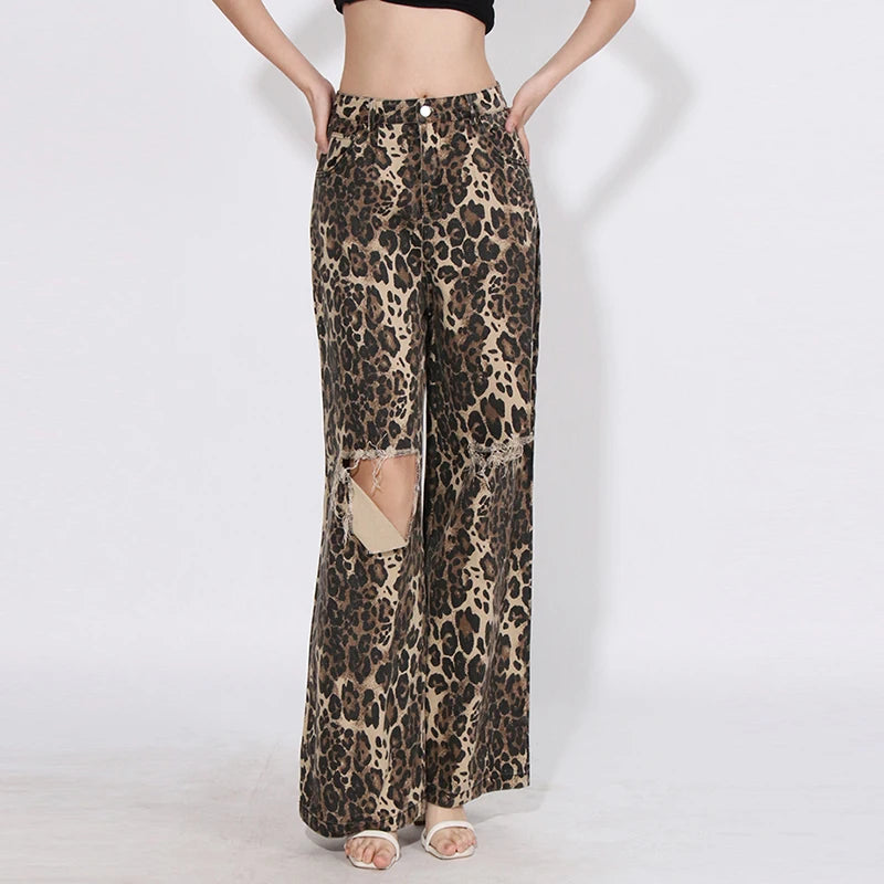 TWOTWINSTYLE Casual Vintage Fashion Leopard Denim High Waist Wide-Leg Pants Broken Holes Straight Loose Fit Breathable Design