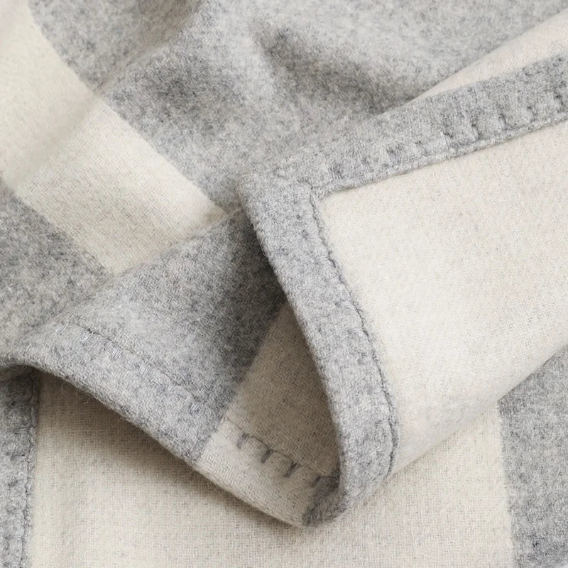 Custom Winter Wool Cashmere Blanket Home Hotel Travel king Size Woven Luxury Soft Bed Sofa 100% Wool Fleece Throw Blanket Pillow