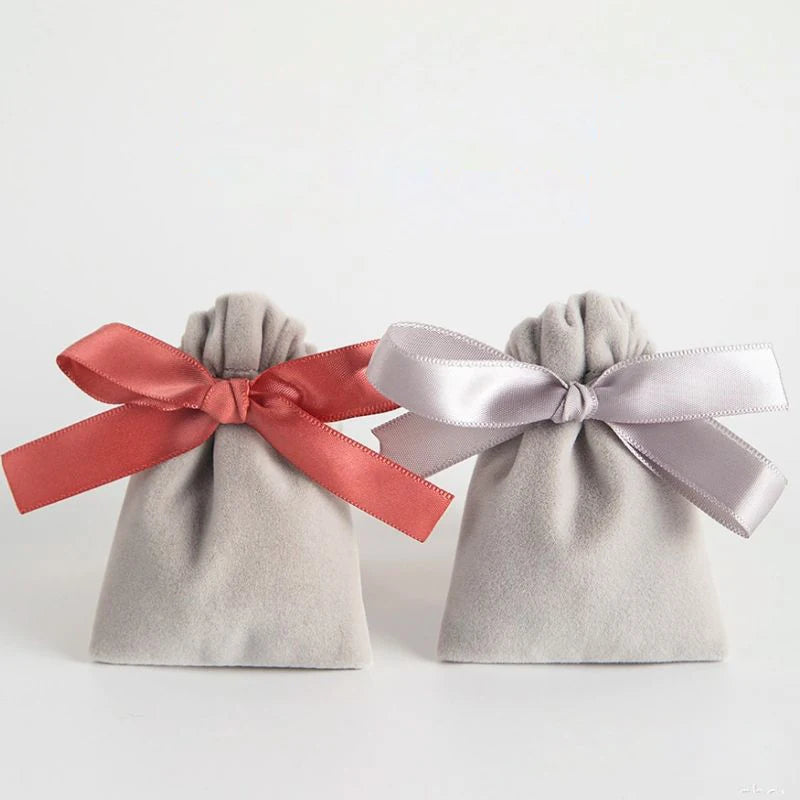 CSMD Chinese Manufacturers 7x9cm Ready to Ship Wholesale Ribbon Close Gray Velvet Material Phone Accessories Drawstring Dust Bag