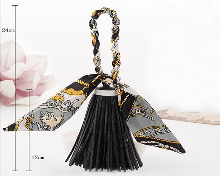 Fashion Luxury Charm Pendant Silk Tassel Women Keychain Purse Bag Key Chain PU Leather Tassels Car Key Holder llaveros R257