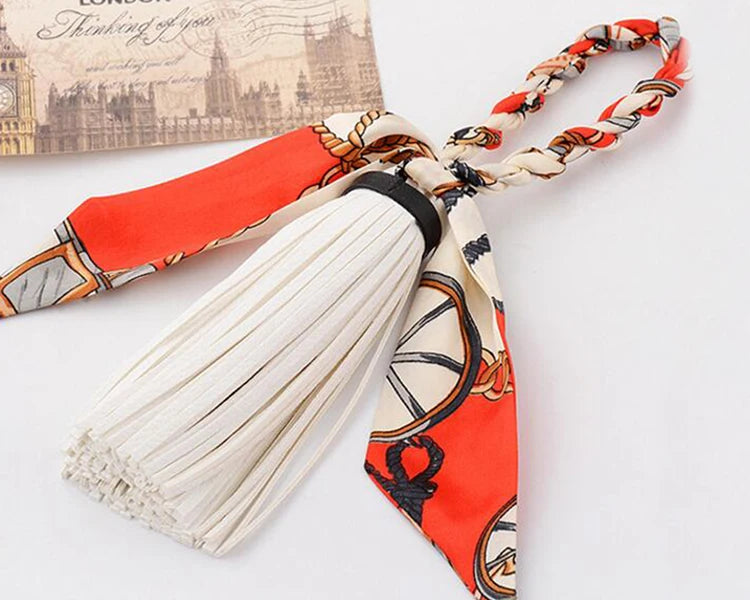 Fashion Luxury Charm Pendant Silk Tassel Women Keychain Purse Bag Key Chain PU Leather Tassels Car Key Holder llaveros R257