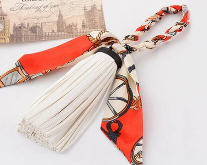 Fashion Luxury Charm Pendant Silk Tassel Women Keychain Purse Bag Key Chain PU Leather Tassels Car Key Holder llaveros R257