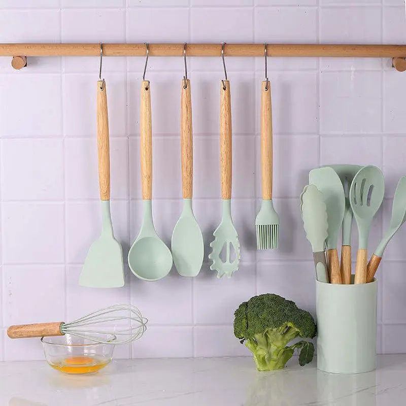 In Stock Manufacture  Wholesale Kitchen Utensils Spatula Sets Baking Cooking Egg Whisk Spatula Brush Cookware Set