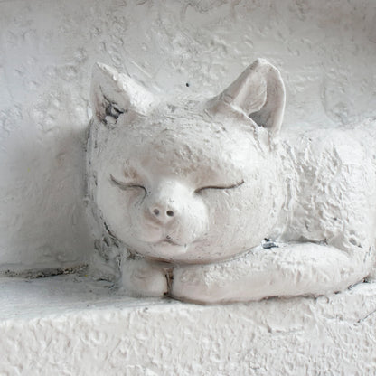 Pet Cat-Themed White Resin Tombstone Hand-painted Memorial Art Statue for Outdoor Garden & Pet