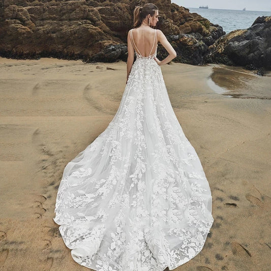 13829# Sleeveless Sexy Appliques Wedding Gown 2022 Elegant Lace A-Line Tulle Spaghetti Straps Bridal Dress Backless V-Neck Train
