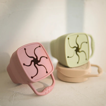 Baby Silicone Snack Cups for Toddlers Spill Proof Collapsible Toddle Portable Silicone Snack with Lids Baby food Storage Tank